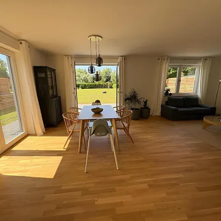 בית נופש Zwischen Ostsee Und Hansestadt *